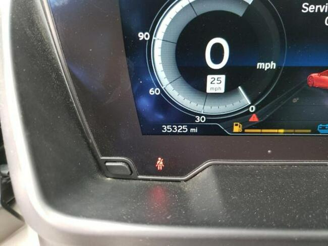 BMW i8 2015, 1.5L, 4x4, uszkodzony przód