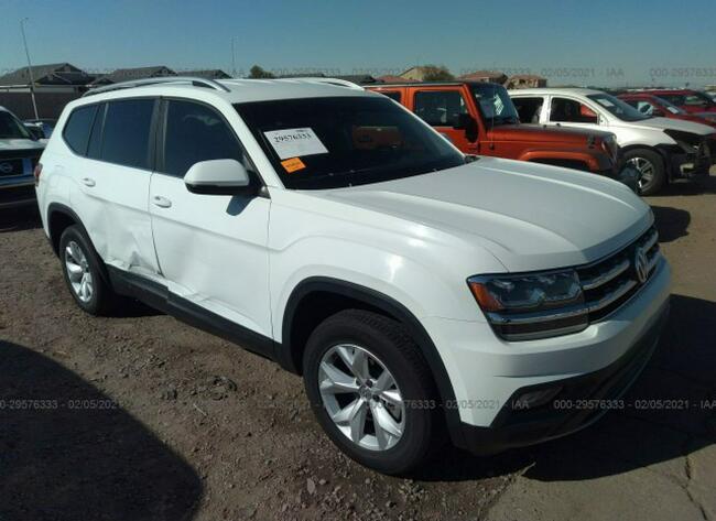 Volkswagen inny 2018, 3.6L, 4x4, uszkodzony bok