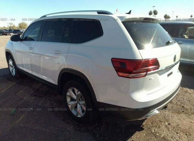 Volkswagen inny 2018, 3.6L, 4x4, uszkodzony bok