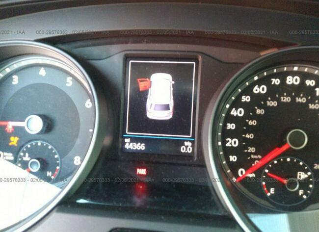 Volkswagen inny 2018, 3.6L, 4x4, uszkodzony bok