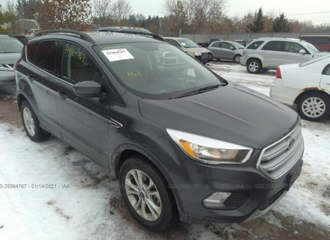 Ford Escape 2018, 1.5L, 4x4, po gradobiciu