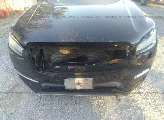 Volvo XC 90 2017, 2.0L, 4x4, uszkodzony przód