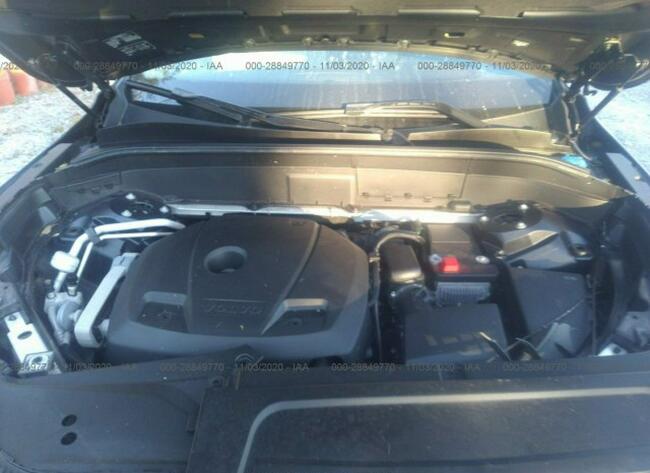 Volvo XC 90 2017, 2.0L, 4x4, uszkodzony przód