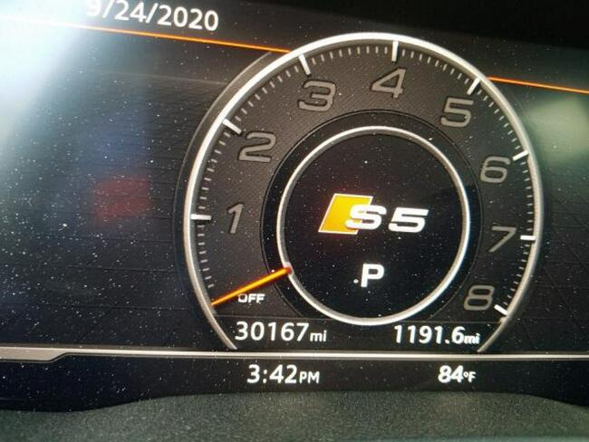 Audi S5 2018, 3.0L, 4x4, uszkodzony bok