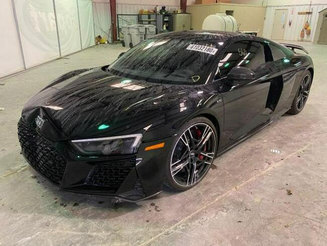 Audi R8 2020, 5.2L, lekkie uszkodzenia
