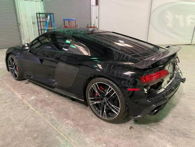 Audi R8 2020, 5.2L, lekkie uszkodzenia