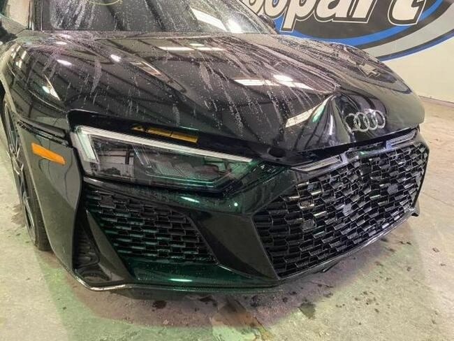 Audi R8 2020, 5.2L, lekkie uszkodzenia