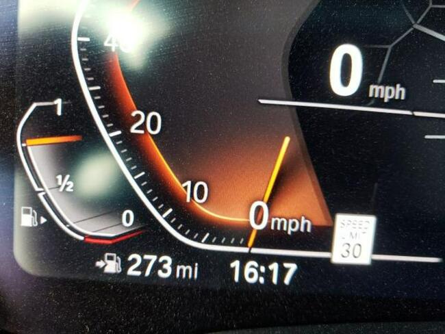 BMW 330 2019, 2.0L, uszkodzony tył