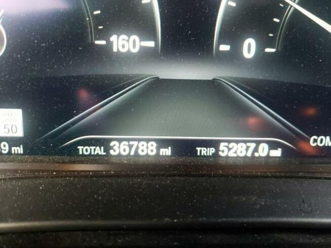 BMW 540 2017, 3.0L, 4x4, uszkodzony bok