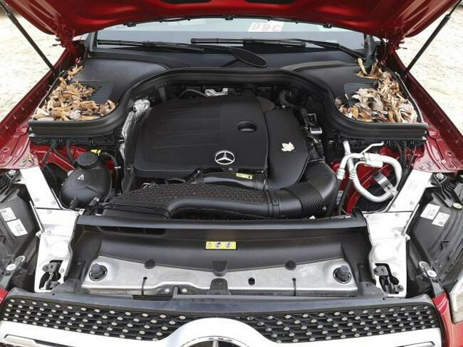Mercedes GLC 300 2020, 2.0L, 4x4, uszkodzone podwozie