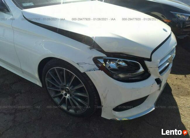 Mercedes C 300 2017, 2.0L, uszkodzony przód