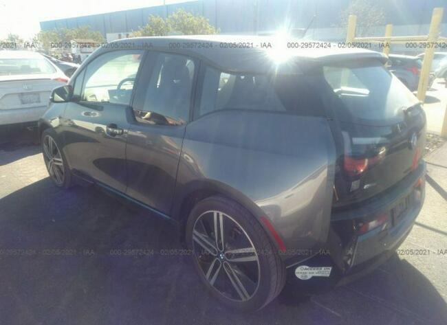 BMW i3 2016, BEV, po kradzieży