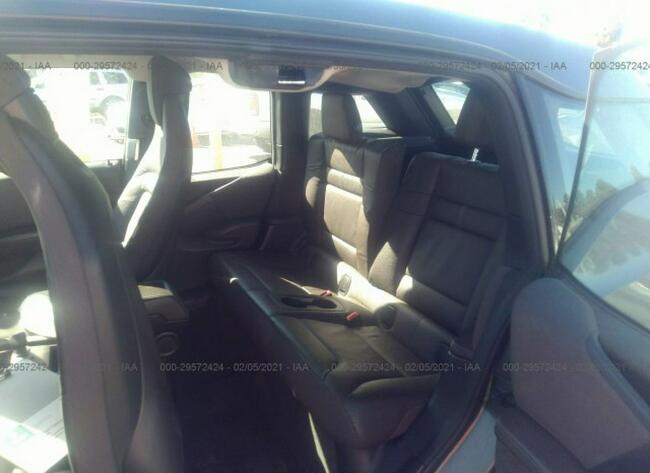 BMW i3 2016, BEV, po kradzieży