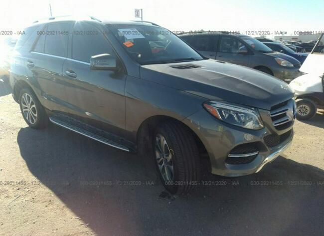 Mercedes GLE 350 2017, 3.5L, uszkodzony tył