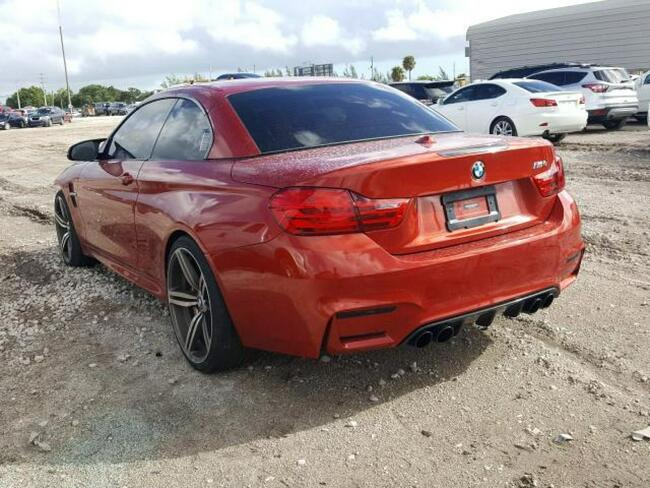 BMW M4 2017, 3.0L, uszkodzony przód