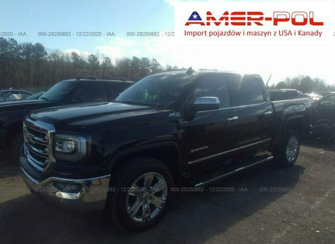 GMC Sierra 2018, 5.3L, 4x4, uszkodzony tył