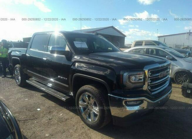 GMC Sierra 2018, 5.3L, 4x4, uszkodzony tył