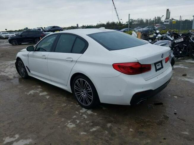 BMW 530 2020, 2.0L, uszkodzony przód