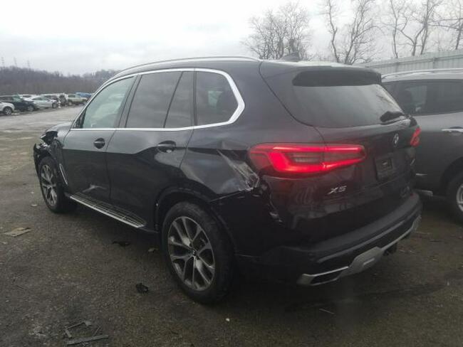 BMW X5 2019, 3.0L, 4x4, uszkodzony bok