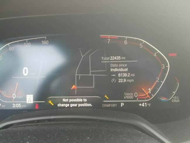 BMW X5 2019, 3.0L, 4x4, uszkodzony bok