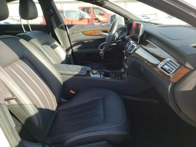 Mercedes CLS 400 2016, 3.0L, 4x4, uszkodzony przód