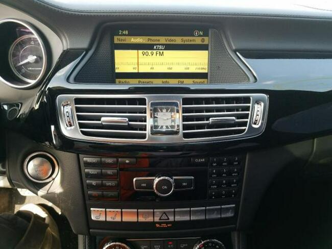 Mercedes CLS 63 AMG 2012, 5.5L, uszkodzony tył