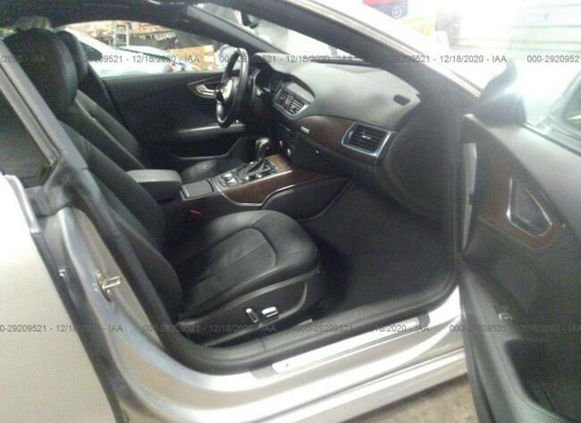 Audi A7 2016, 3.0L, 4x4, uszkodzony przód