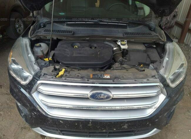 Ford Escape 2017, 2.0L, po gradobiciu