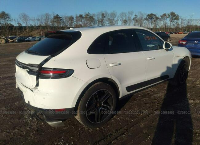 Porsche Macan 2020, 2.0L, 4x4, uszkodzony tył