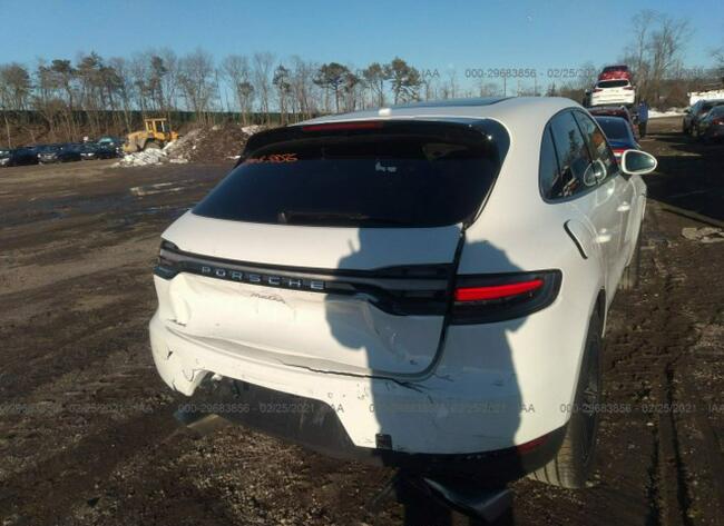 Porsche Macan 2020, 2.0L, 4x4, uszkodzony tył