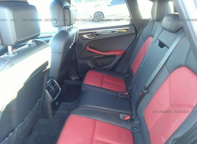 Porsche Macan 2020, 2.0L, 4x4, uszkodzony tył