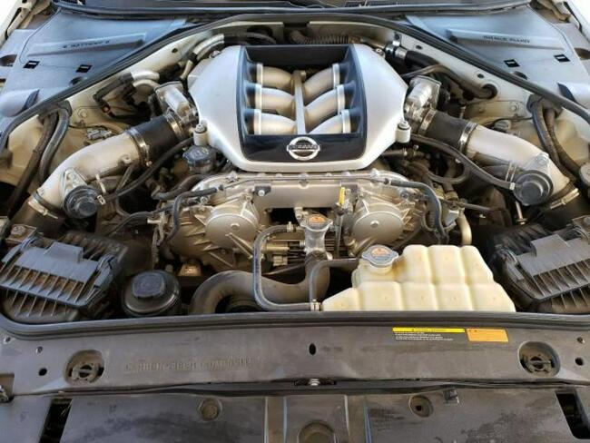 Nissan GT-R 2010, 3.8L, 4x4, Base, od ubezpieczalni