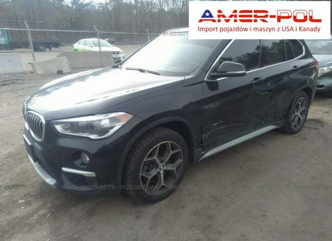 BMW X1 2017, 2.0L, 4x4, uszkodzony bok