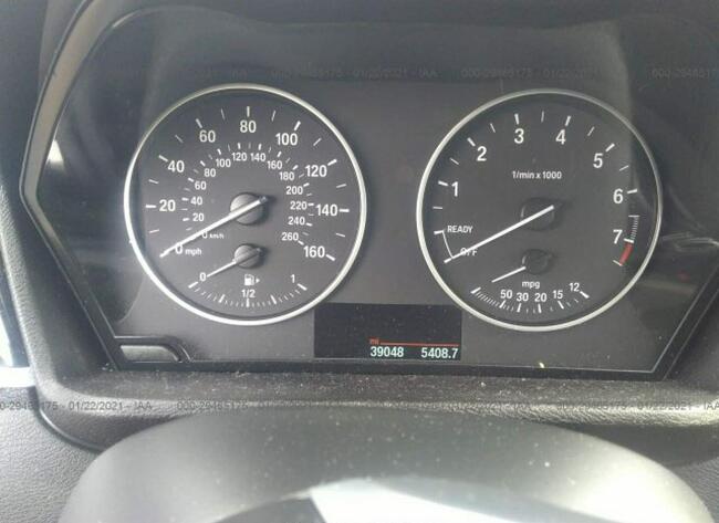 BMW X1 2017, 2.0L, 4x4, uszkodzony bok