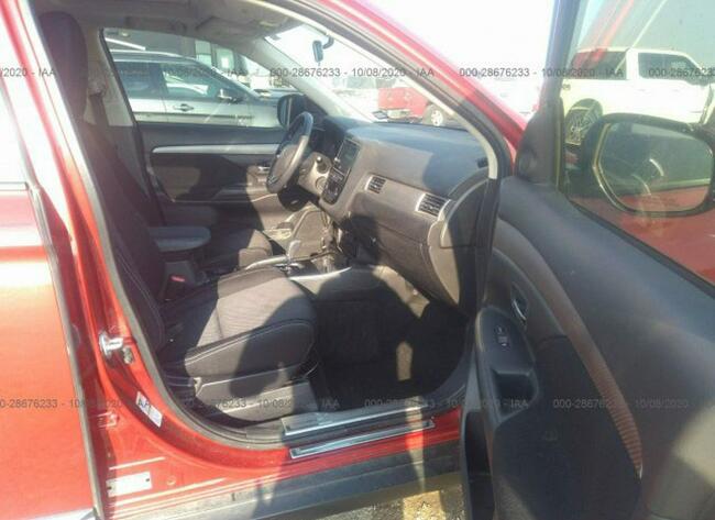 Mitsubishi Outlander 2018, 2.4L, po gradobiciu