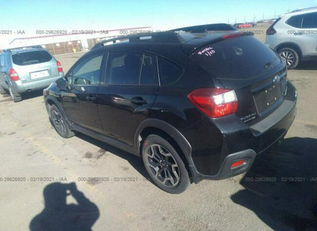 Subaru inny 2017, 2.0L, 4x4, po gradobiciu