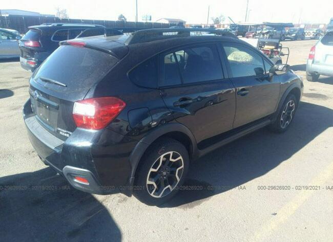 Subaru inny 2017, 2.0L, 4x4, po gradobiciu