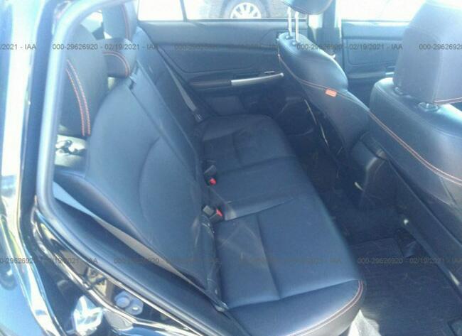 Subaru inny 2017, 2.0L, 4x4, po gradobiciu