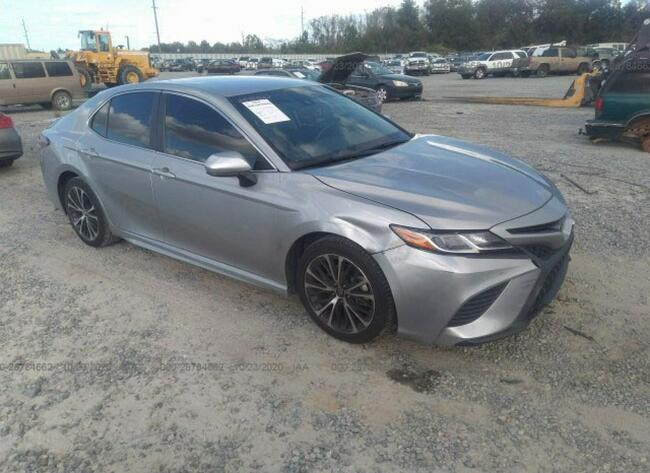 Toyota Camry 2019, 2.5L, po kradzieży