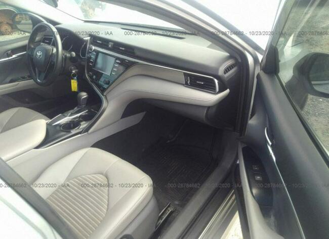 Toyota Camry 2019, 2.5L, po kradzieży