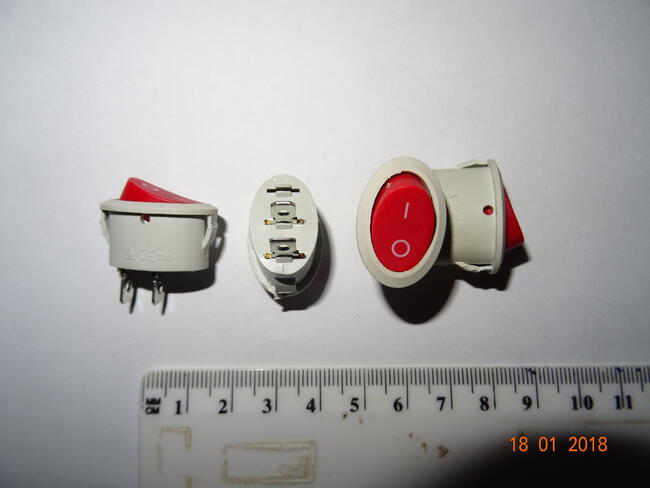 Włączniki owalny 220V