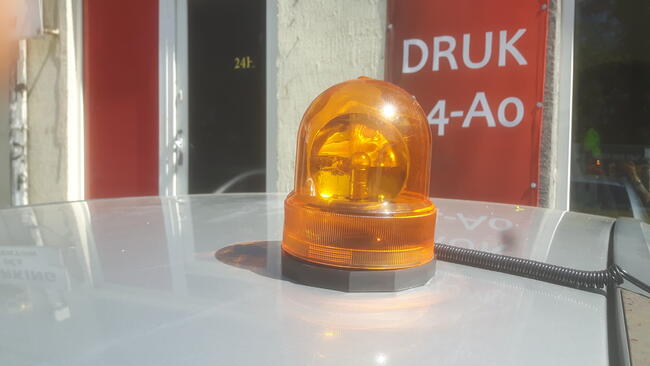 Kogut błyskowy lampa ostrzegawcza 12V pomarańczowa na magnes