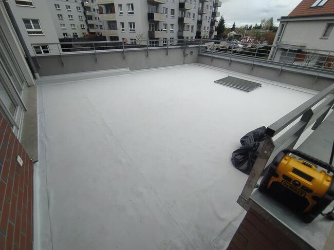 Hydroizolacja ;dachy płaskie, tarasy, izolacje, oczka wodne