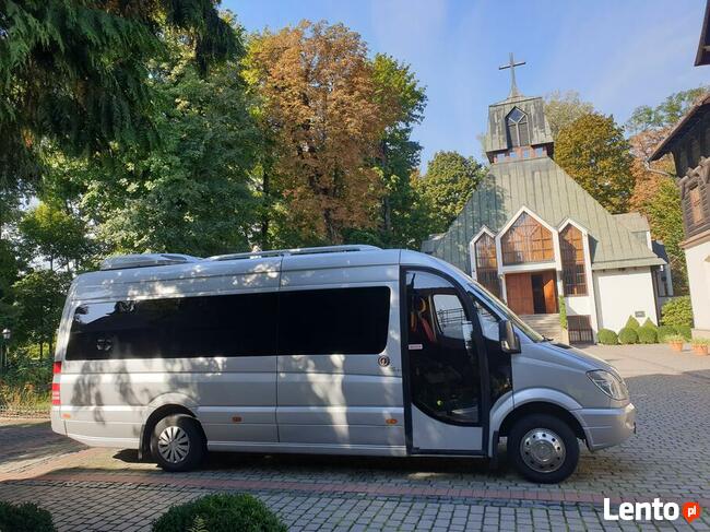 Przewóz osób Katowice wynajem busów Sosnowiec przewozy Tychy