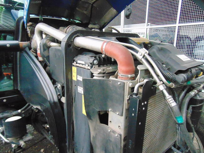 Ciągnik rolniczy NEW HOLLAND TD5-105