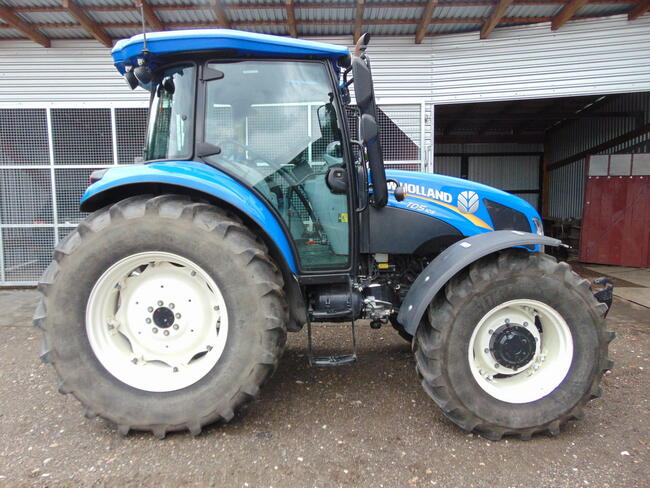 Ciągnik rolniczy NEW HOLLAND TD5-105
