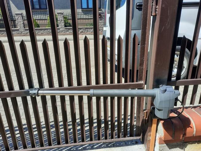 Serwis napędów do bram