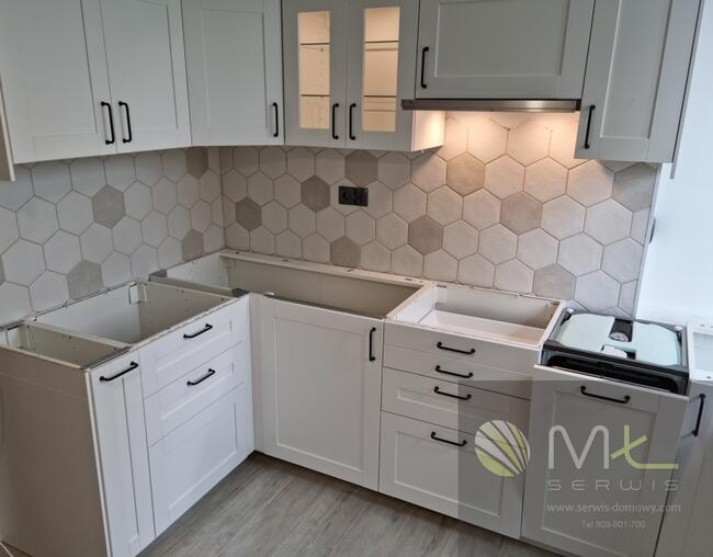 Montaż Mebli Warszawa Składanie Mebli z Paczki Warszawa