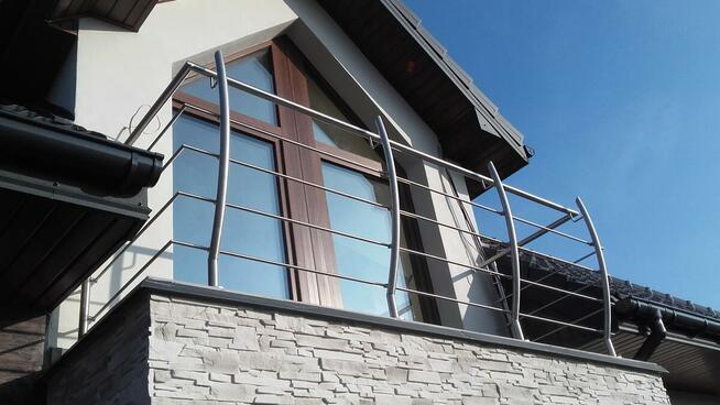 balustrady ze stali nierdzewnej oraz malowanej proszkowo