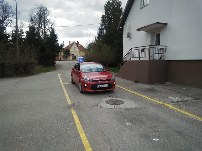 KURS PRAWA JAZDY SZKOLENIE PODSTAWOWE I UZUPEŁNIAJĄCE